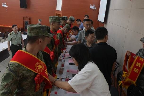 说明: B9DF992C58DD7BBC91338DA5C406DE0B 说明: B9DF992C58DD7BBC91338DA5C406DE0B