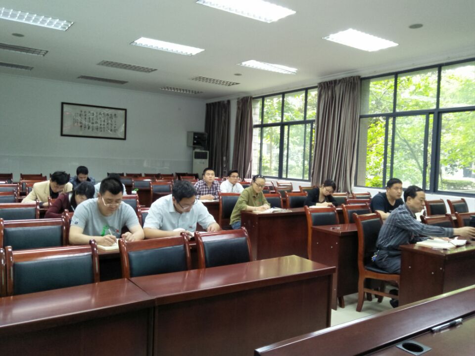 主题当日活动现场